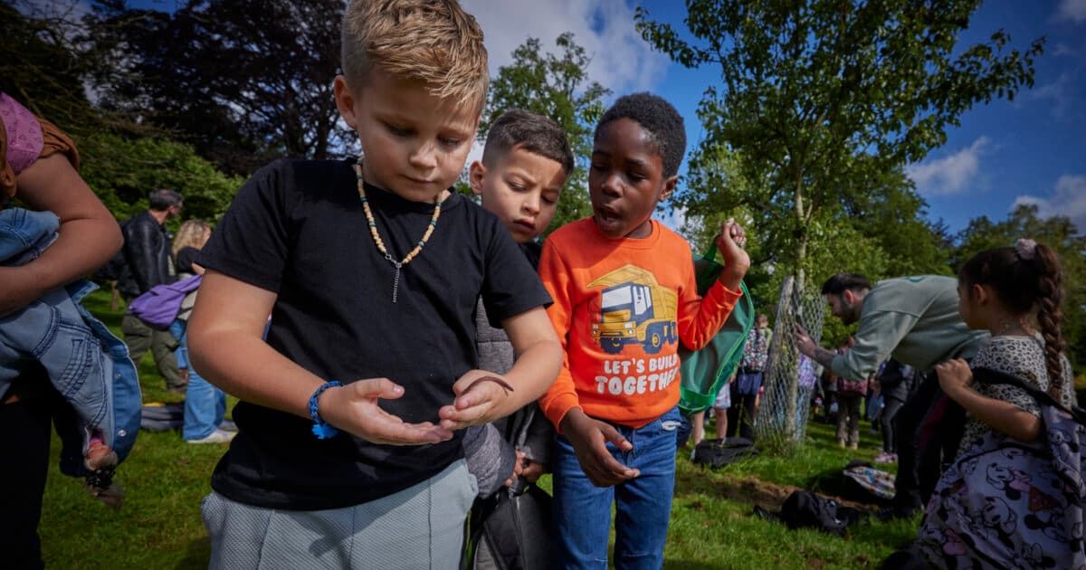 Bezoek aan de natuur verbetert ontwikkelkansen en gezondheid kinderen
