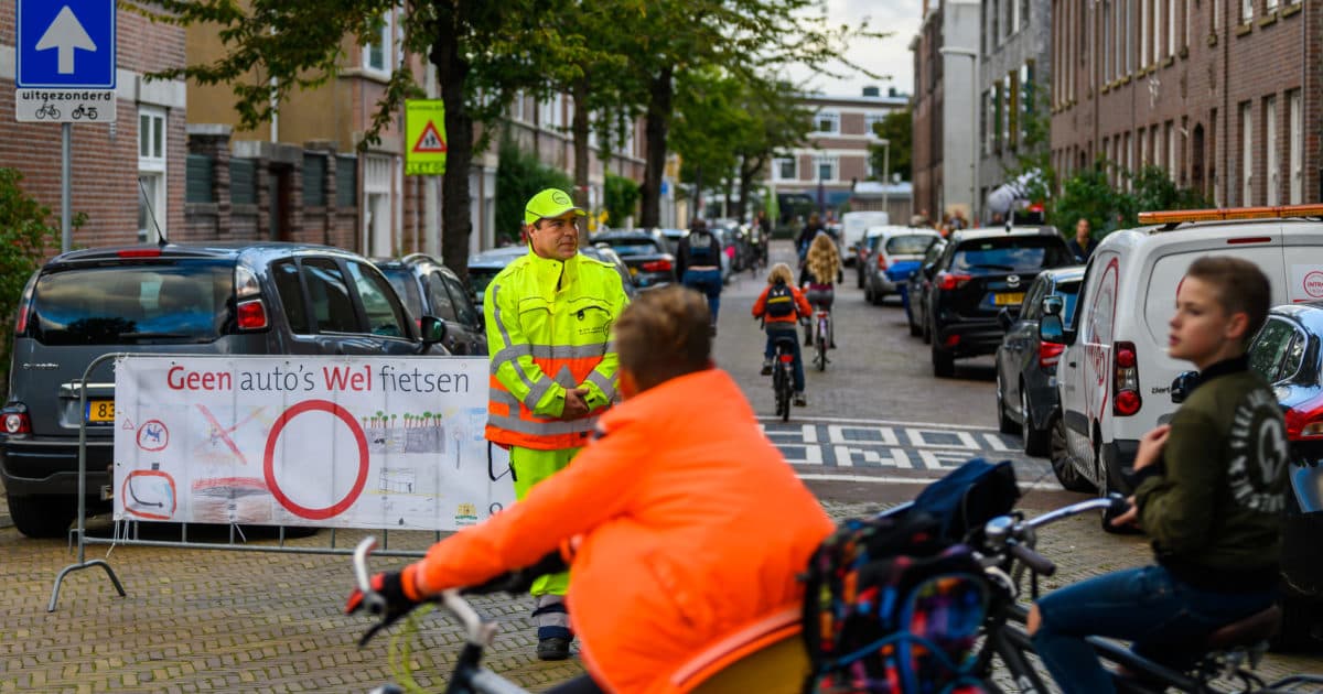 Autovrije schoolstraat in Den Haag primeur voor Nederland