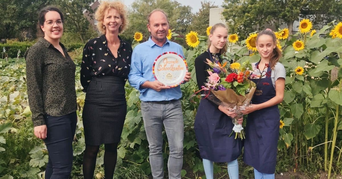 Helicon VMBO Nijmegen verrast met 500ste Schoolkantine Schaal