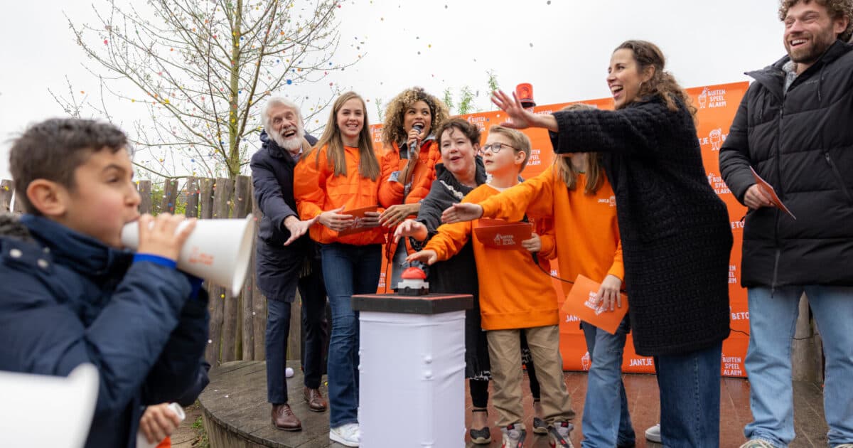 Jantje Beton komt met Buitenspeelalarm