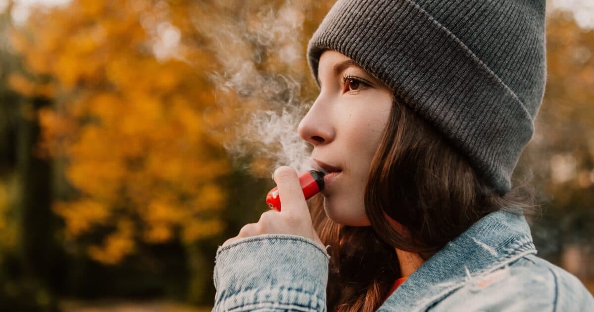 Opvallend veel scholieren vapen en gokken online voor geld