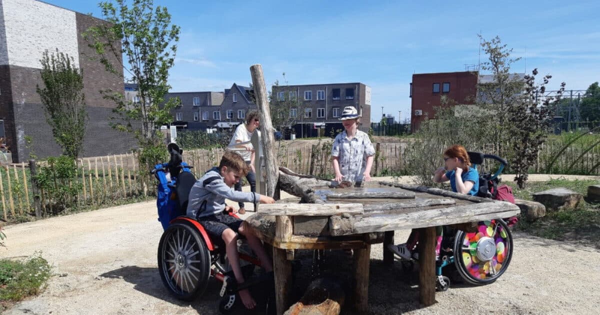Het hoe en waarom van een inclusief en groen schoolplein