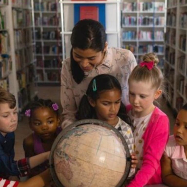 Basisonderwijs Lesidee | Plaats als Spiegel van Jezelf en de Gemeenschap