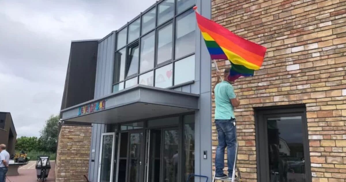 Genderneutrale basisschool in Lent geopend