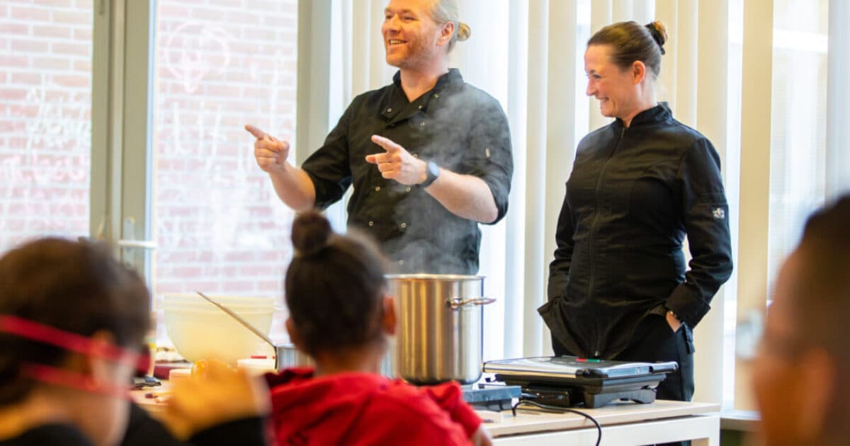 Jong Leren Eten verzorgt opleiding Gastdocent Koken