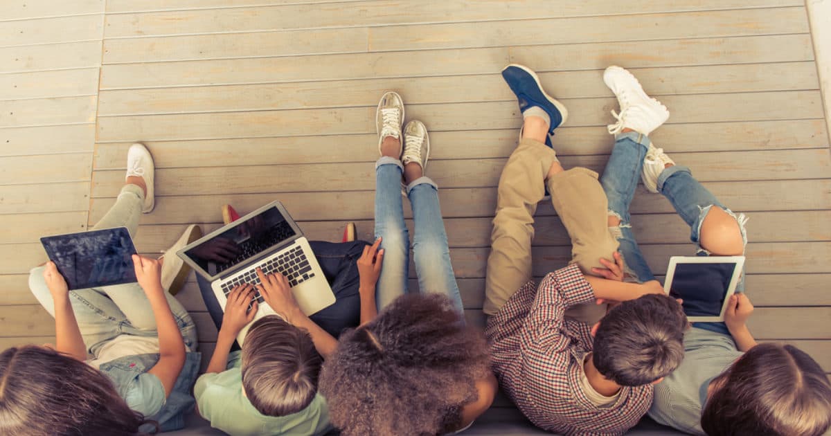 Nederlandse ouders worden steeds beter in internetopvoeding tieners