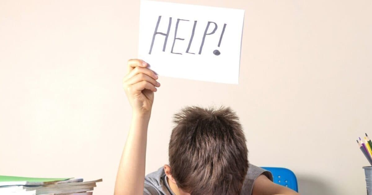 Webinar ‘Laat me niet los’ voor onderwijsprofessionals over kindermishandeling