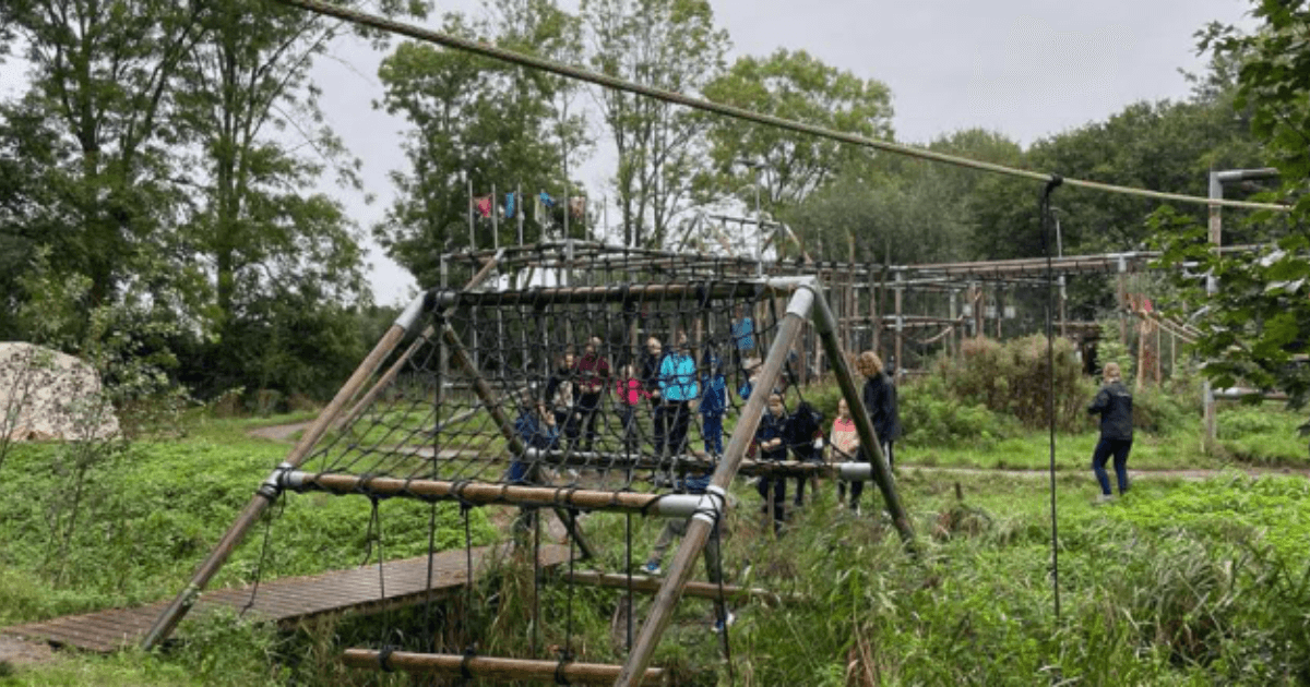 Leerlingen uit het speciaal (basis)onderwijs ontdekken de survivalsport