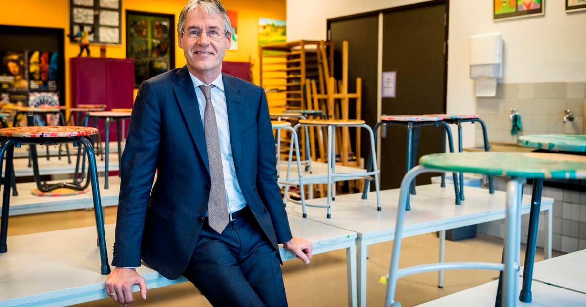 Wet burgerschapsonderwijs gaat op 1 augustus in