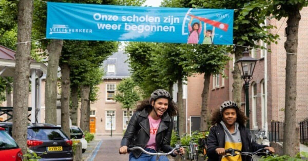 VVN: een veilige schoolomgeving vraagt om minder auto’s