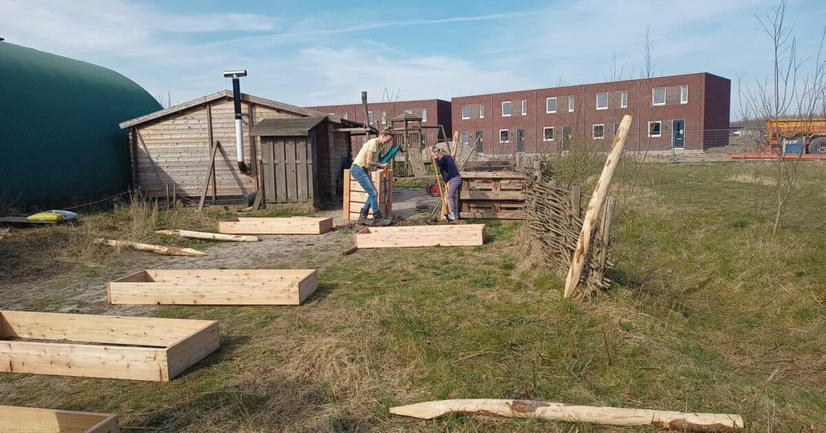 Eerste schooltuin aangelegd volgens de IVN Schooltuinaanpak