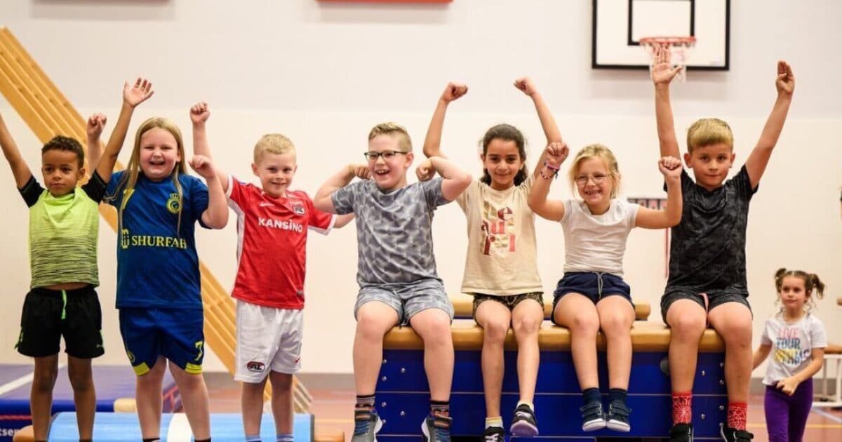 Bewegen op school: vooruitgang in bewegingsonderwijs; meer aandacht nodig voor kleuters, actieve pauzes en schoolbeleid